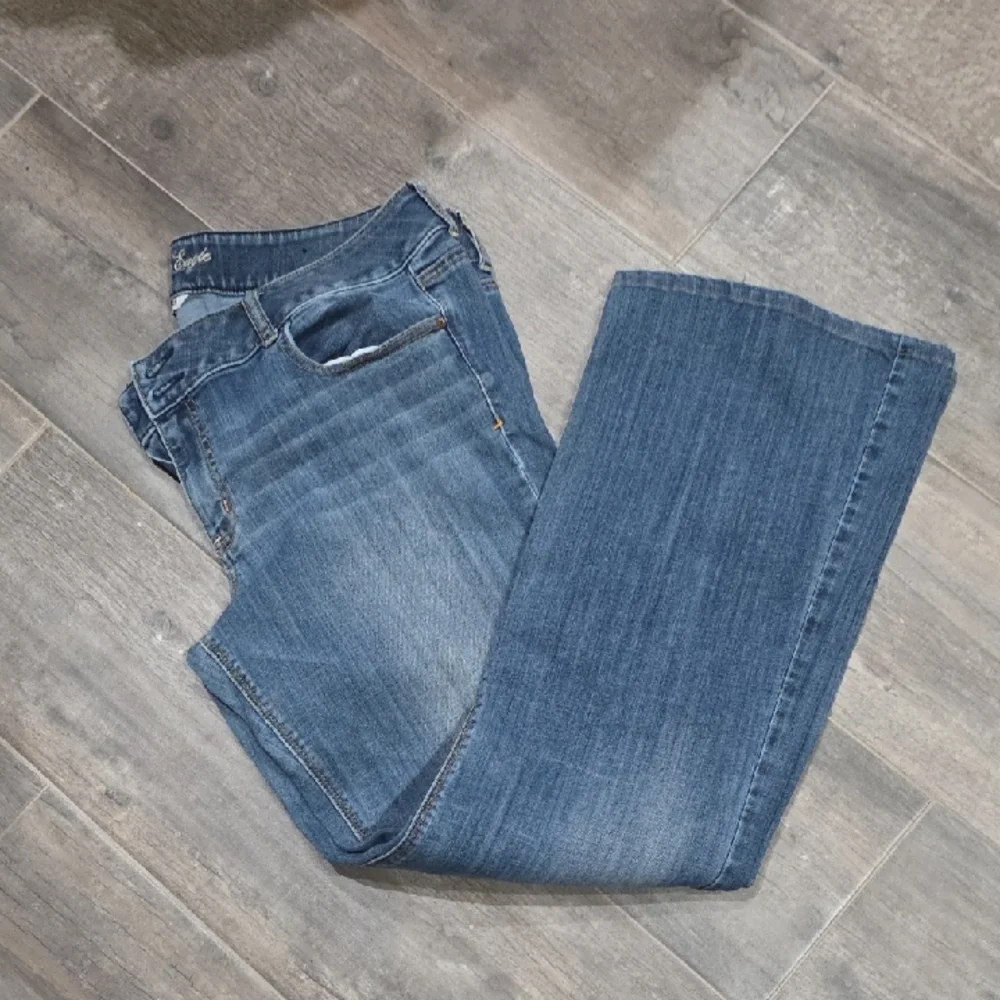 American Eagle Outfitters Blue Wide Leg Jeans - Picture 1 of 5
